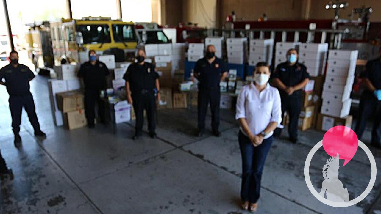 RECIBE EL GOBIERNO MUNICIPAL DONATIVO PARA REFORZAR LA PROTECCIÓN DE POLICÍAS Y CUERPO DE BOMBEROS