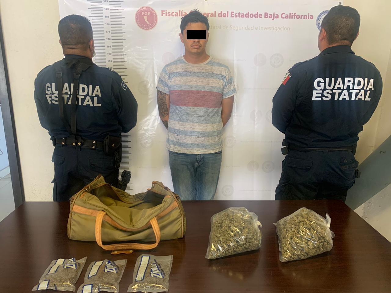 CAPTURA FGE A SUJETO POR NARCOMENUDEO