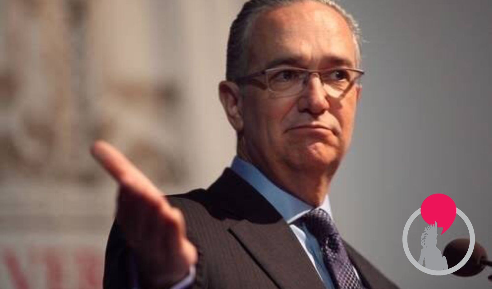 Histórica deuda de Ricardo Salinas al SAT.