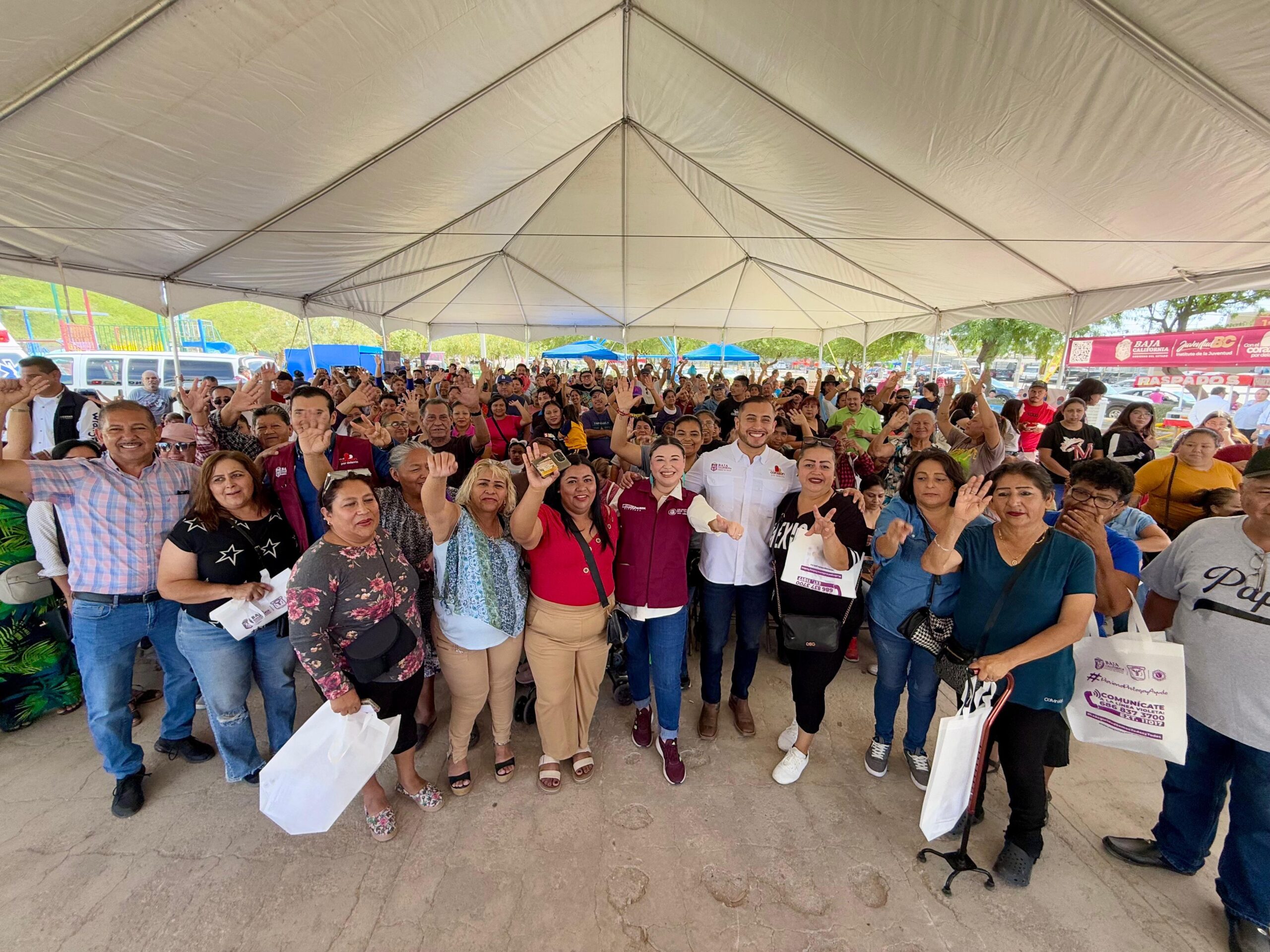 Diputada Michelle Tejeda acerca servicios a más de 700 personas en Ángeles de Puebla