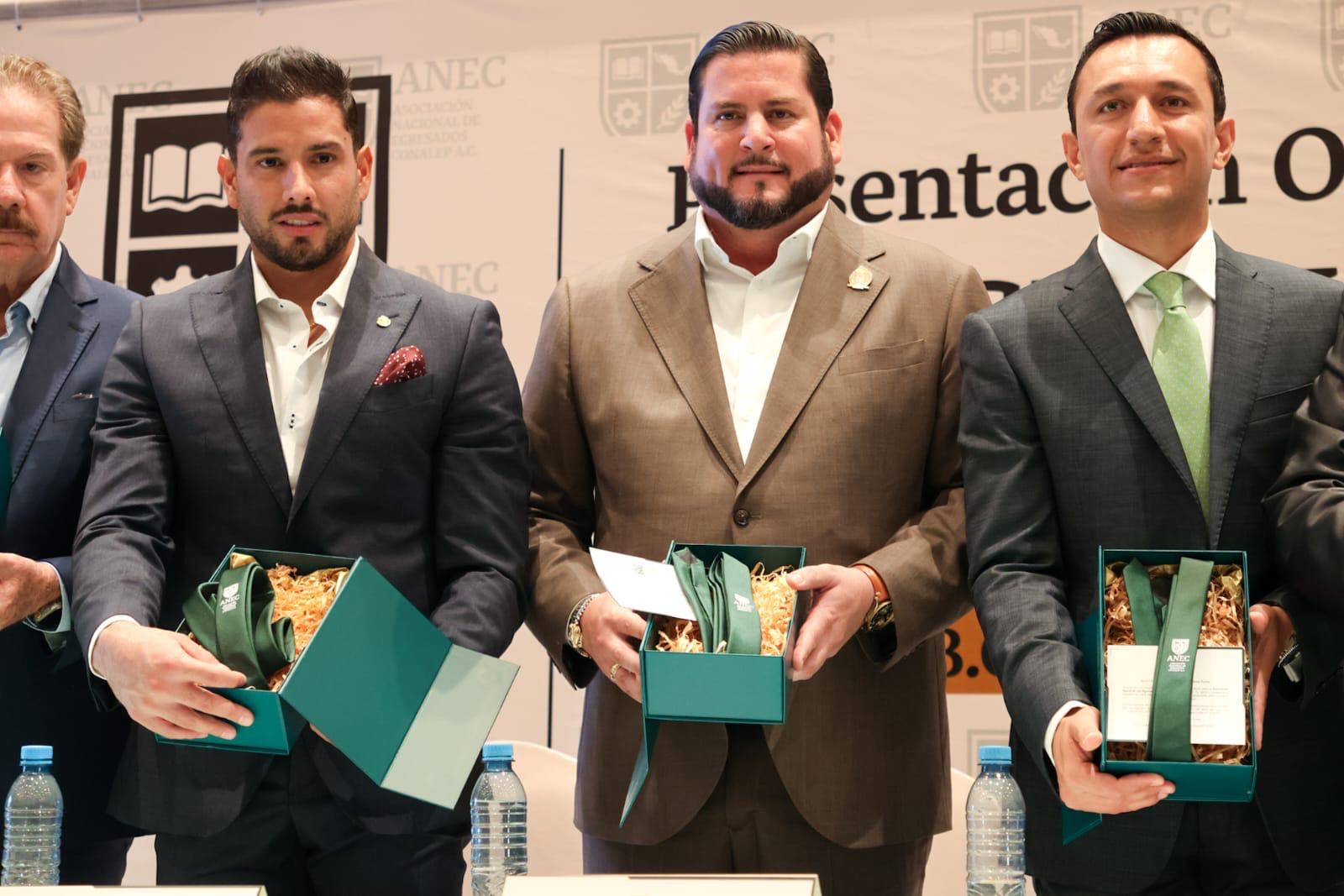 Atestigua Ismael Burgueño creación de la Asociación Nacional de Egresados del CONALEP A.C.