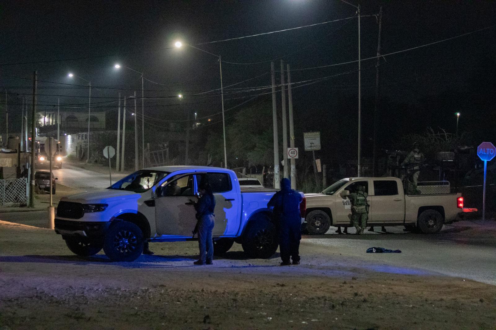 Hombre resulta herido por arma de fuego dentro de camioneta en colonia El Niño