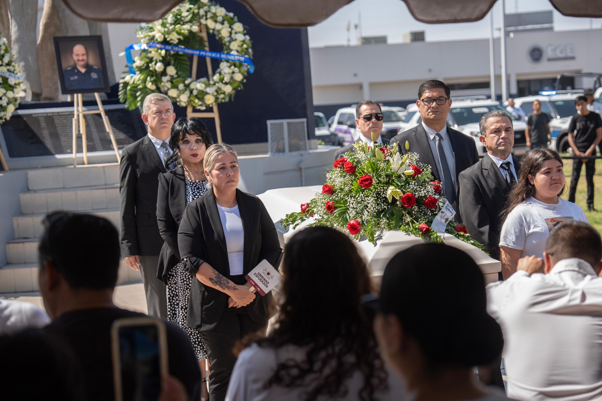 Despiden con Honores Fúnebres al Subcomandante de la Policía Municipal en Mexicali