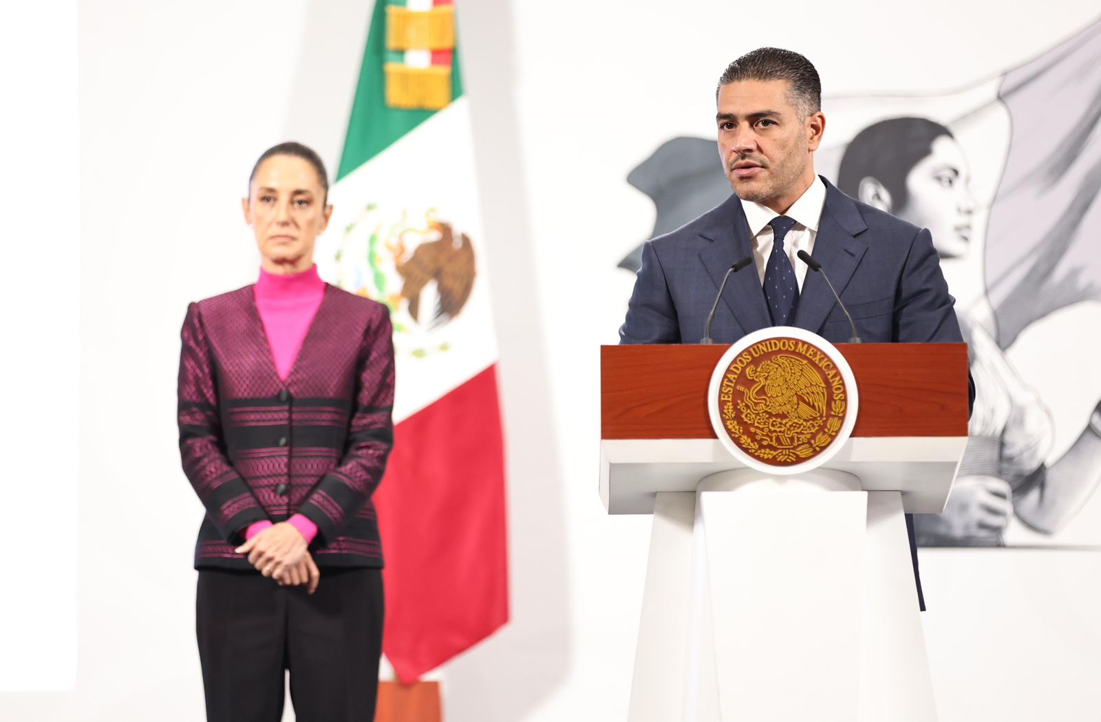 PRESIDENTA CLAUDIA SHEINBAUM FELICITA A GABINETE DE SEGURIDAD POR EL RECONOCIMIENTO DEL PUEBLO EN LA ENCUESTA DE LAS HERAS