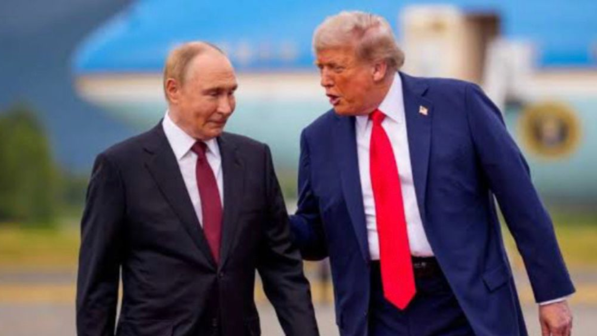 Trump sugiere invitar a Putin al Mundial pese al veto de la FIFA a Rusia por guerra en Ucrania.