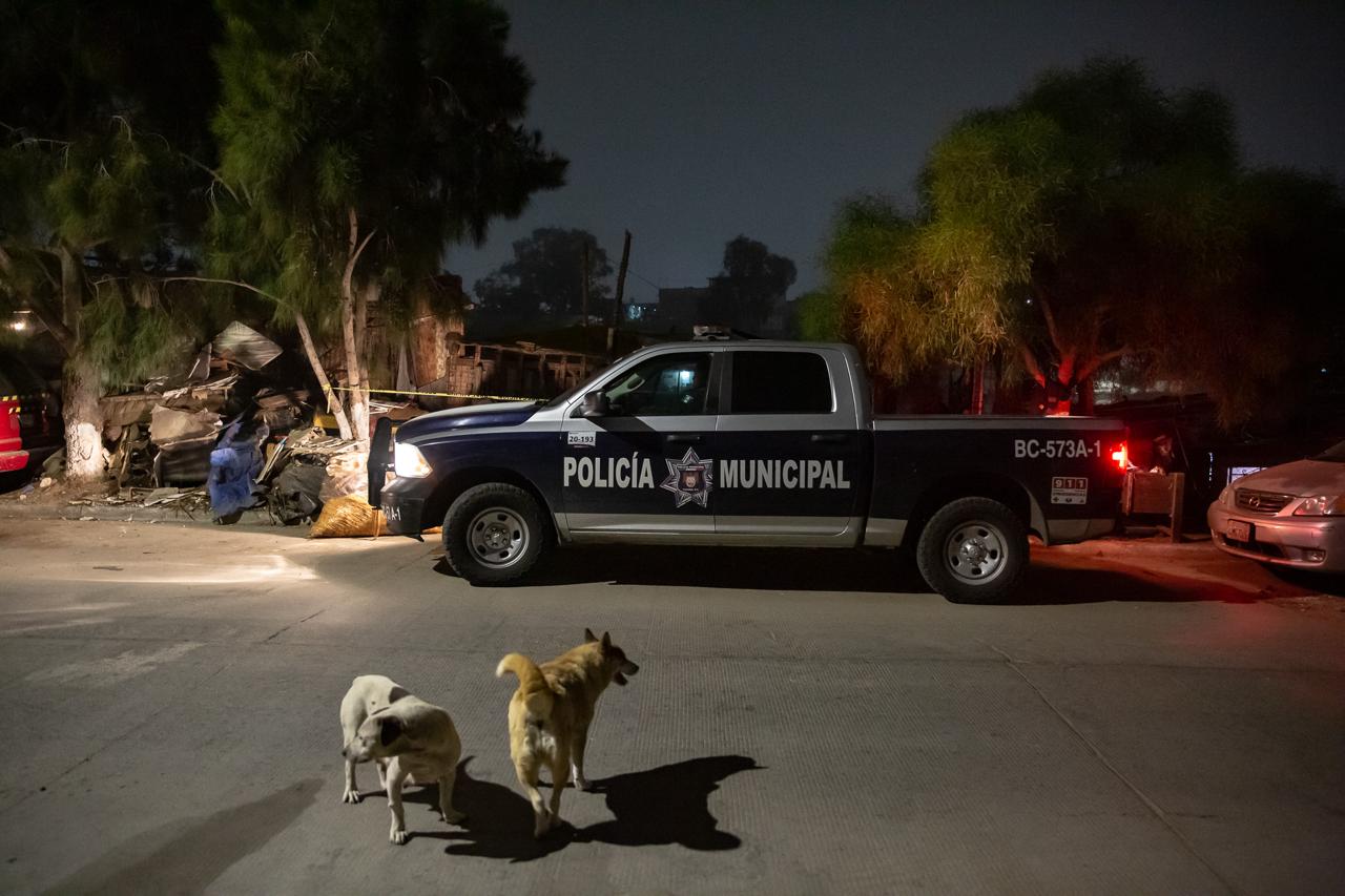 Hombre es asesinado en el patio de su casa en Pedregal de Santa Julia
