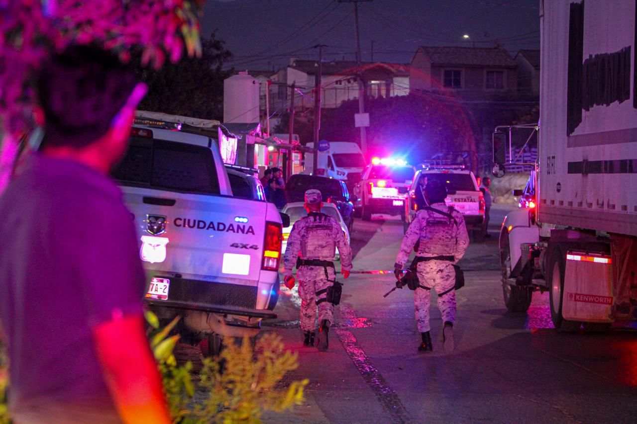 Policías federales son atacados en Urbi Quinta Marsella