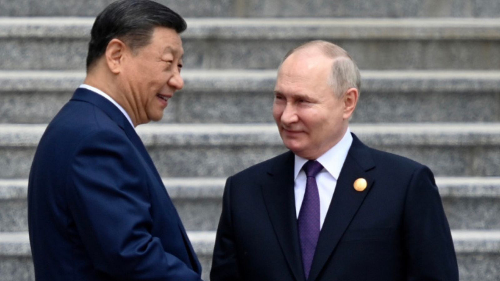 Putín conversa con Xi Jinping sobre la guerra en Ucrania.