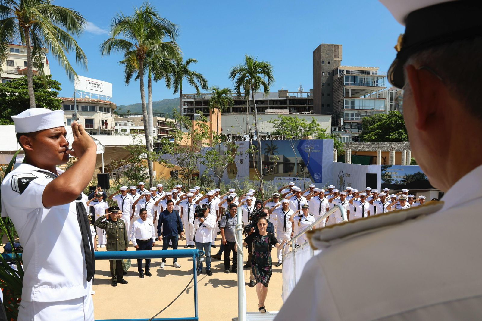 CON EL MARINABÚS CELEBRAMOS QUE EL PUERTO DE ACAPULCO ESTÁ VIVO, FUERTE Y LLENO DE FUTURO: PRESIDENTA CLAUDIA SHEINBAUM