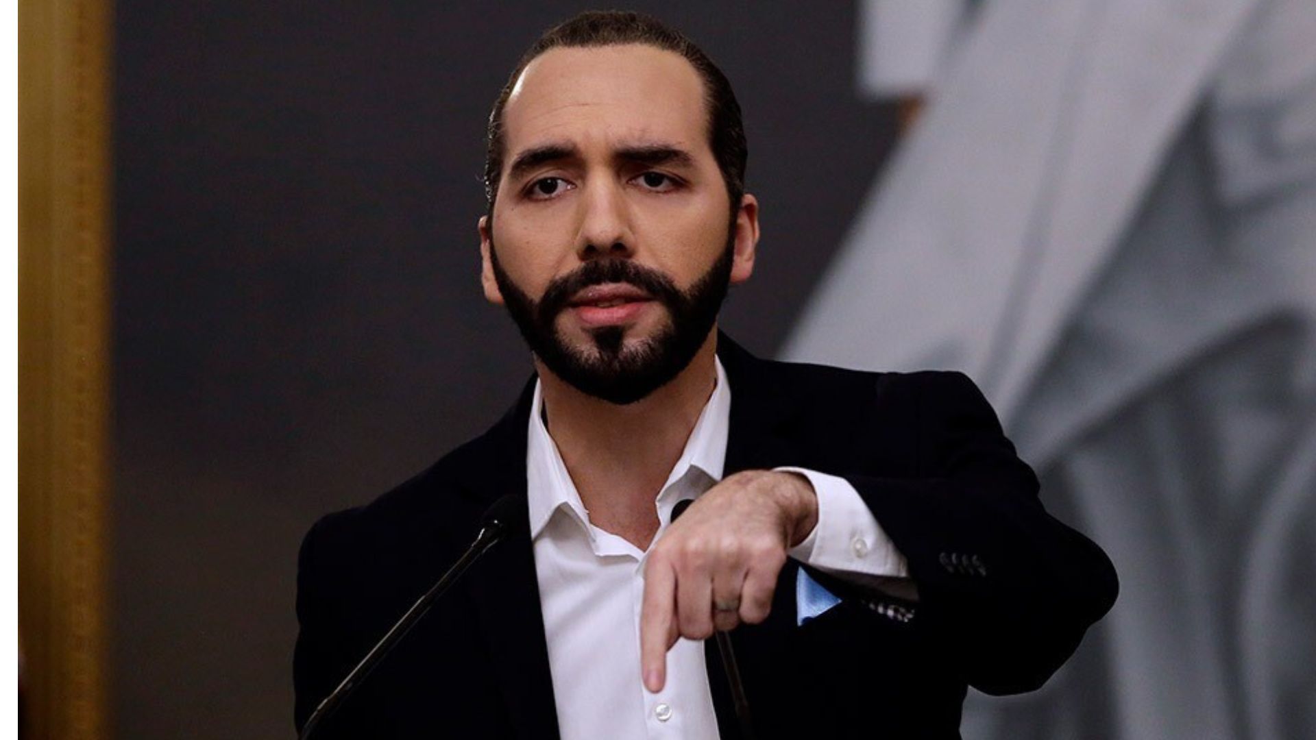 Bukele anuncia el CECOC: la cárcel para corruptos