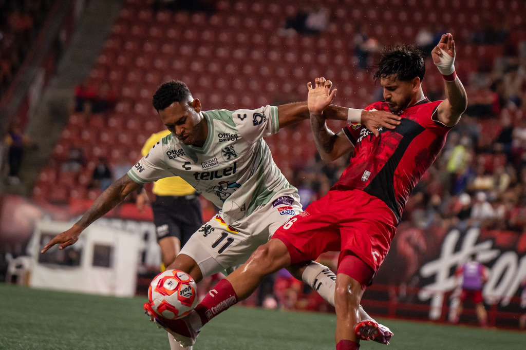 Xolos golea 5-0 a León en el Caliente y se afianza en la Liga MX