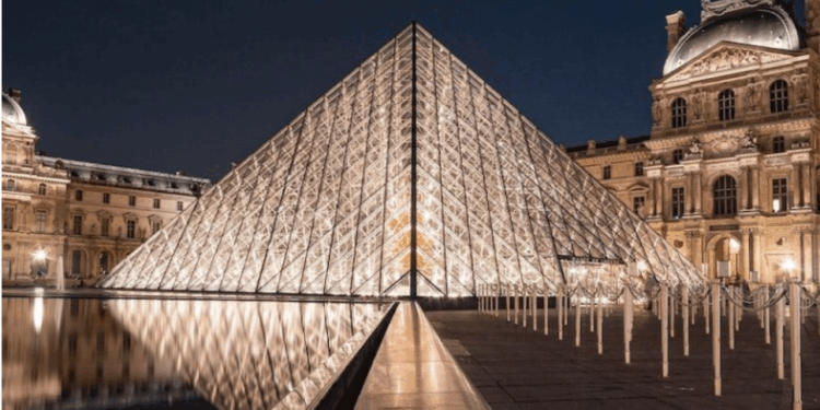Museo del Louvre aumentará 45% precio de entrada a visitantes extraeuropeos