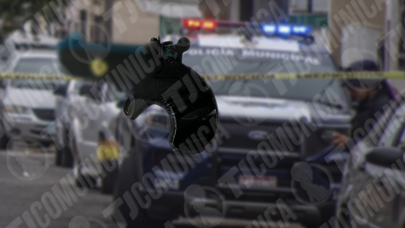 Lo agarra la policía con pistola de “Piratas del Caribe”