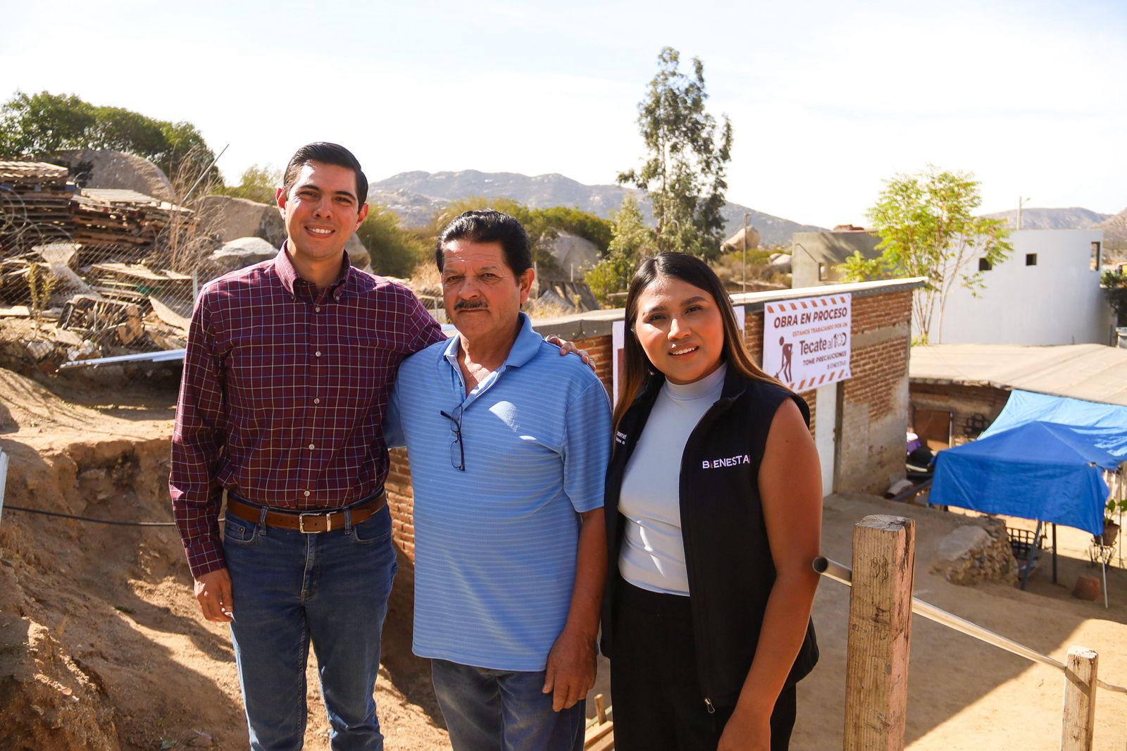 ROMAN COTA ARRANCA INSTALACIÓN DE LÁMINA GALVANIZADA EN 100 HOGARES DE TECATE