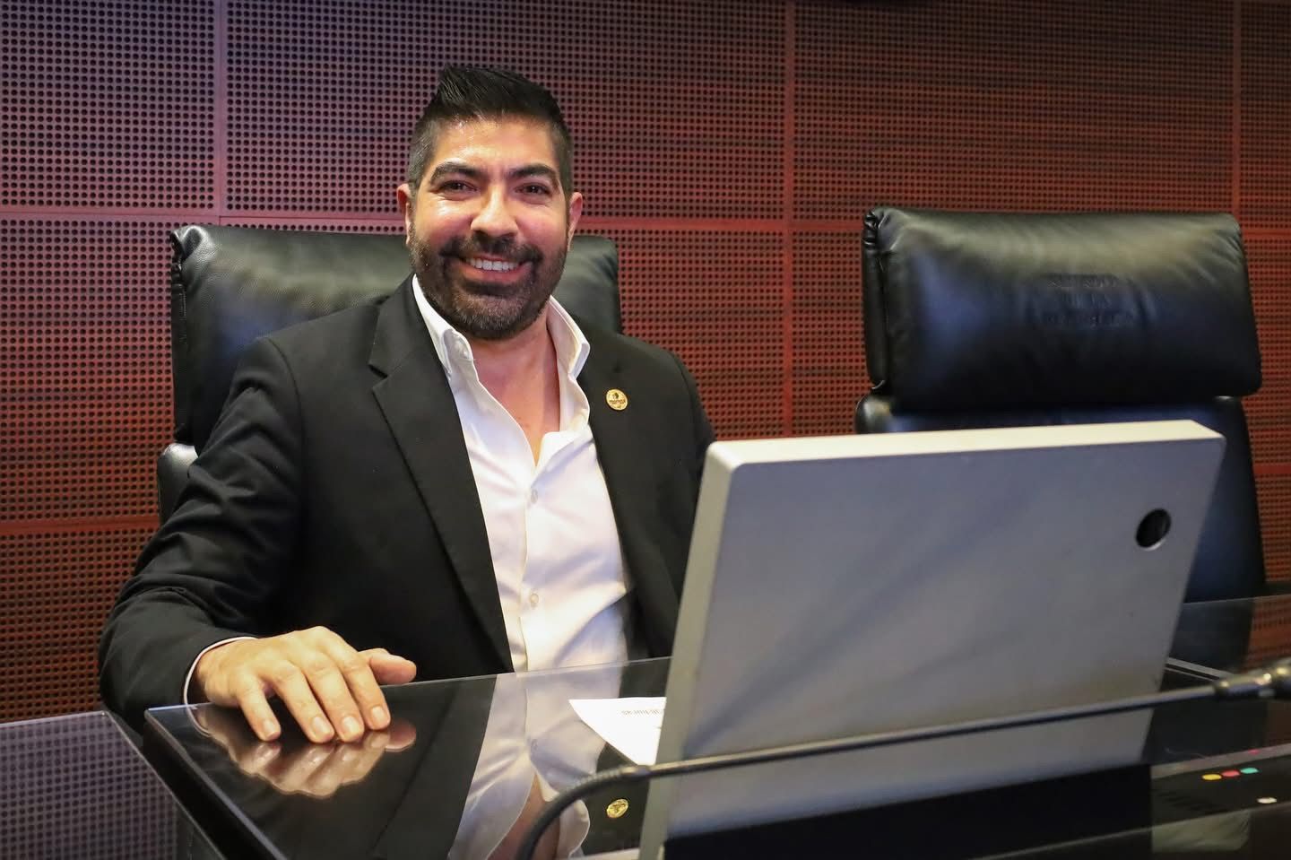 cRespalda Armando Ayala decisiones del Gobierno Federal en materia fiscal, laboral y de gestión del agua