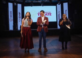ALEJANDRA HERRERA RINDE SU PRIMER INFORME AL FRENTE DE DIF TECATE