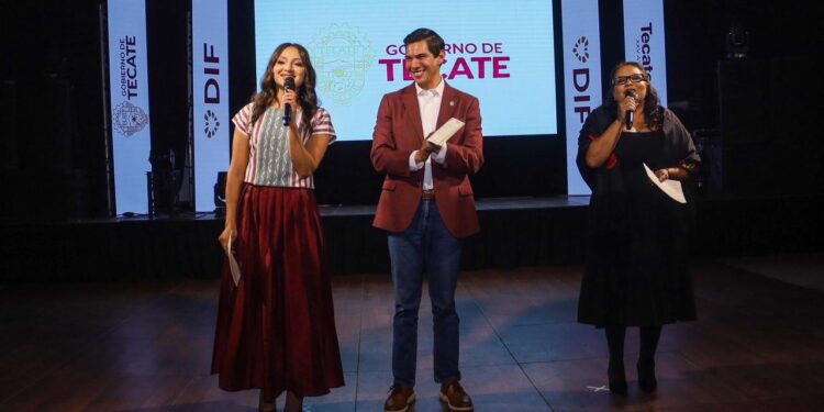 ALEJANDRA HERRERA RINDE SU PRIMER INFORME AL FRENTE DE DIF TECATE