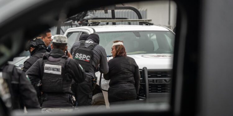 Unidad de la Guardia Nacional atropella a mujer en la colonia Empleados Federales