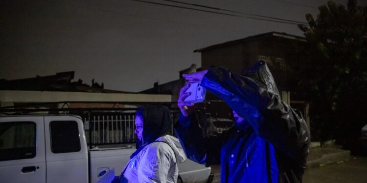 Hombre es localizado sin vida en Lomas del Porvenir; una mujer resulta herida por arma de fuego