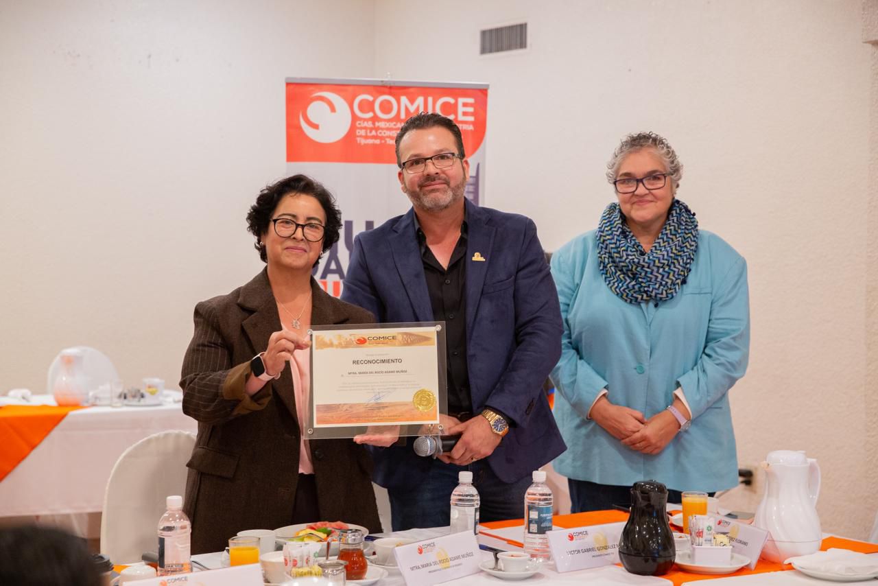 Rocío Adame fortalece colaboración con el sector de la construcción e impulsa la integración metropolitana de Rosarito