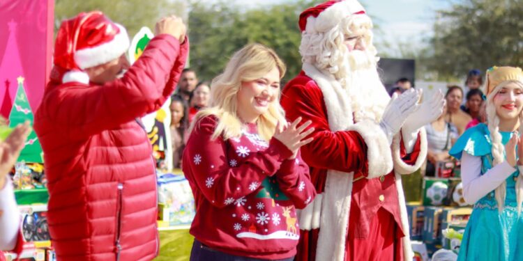 Michelle Tejada lleva alegría a niñas y niños de Mexicali