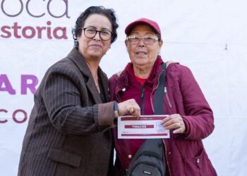 Entrega de tinacos “Agua y Bienestar para Todos” reafirma el compromiso de la Presidenta Municipal Rocío Adame con las familias rosaritenses