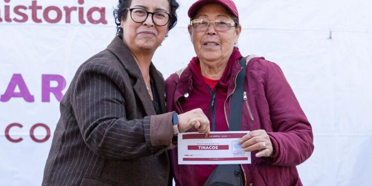 Entrega de tinacos “Agua y Bienestar para Todos” reafirma el compromiso de la Presidenta Municipal Rocío Adame con las familias rosaritenses