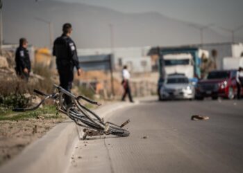 Hombre en bicicleta muere atropellado en la Vía Rápida Alamar
