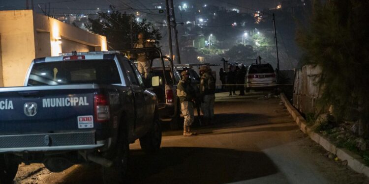 Hombre es asesinado a balazos en la colonia Divina Providencia