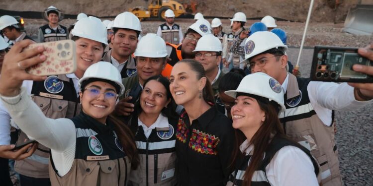 “VAMOS A CUMPLIR”: PRESIDENTA CLAUDIA SHEINBAUM SUPERVISA AVANCE DEL 8% EN LA CONSTRUCCIÓN DEL TREN MÉXICO-QUERÉTARO; BENEFICIARÁ A 10 MILLONES DE PASAJEROS AL AÑO