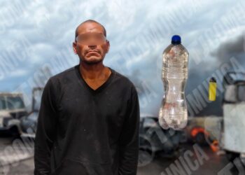 Policía Municipal de Tijuana detiene a criminal que iba a lanzar una bomba molotov