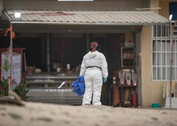Mujer lesionada llega a pedir auxilio a una tortillería en el fraccionamiento El Laurel; paramédicos la declaran sin vida