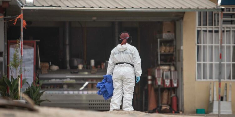 Mujer lesionada llega a pedir auxilio a una tortillería en el fraccionamiento El Laurel; paramédicos la declaran sin vida