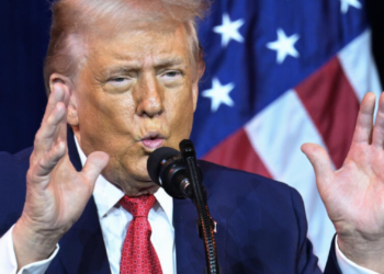 Trump anuncia ataques a cárteles que “controlan” México