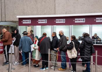 Ciudadanos ponen el ejemplo con el pago del predial al iniciar 2026