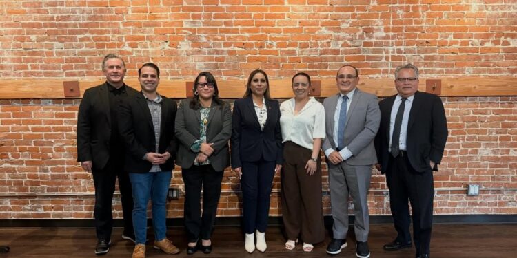 Alcaldesa Claudia Agatón encabeza estrategia binacional para impulsar la promoción turística y el desarrollo económico de Ensenada