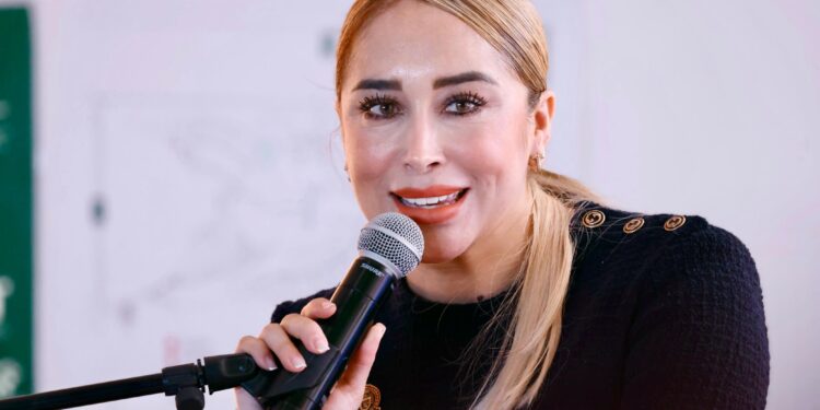 Asiste Síndica Procuradora del XXV Ayuntamiento de Tijuana a décimo aniversario del CRIT Baja California