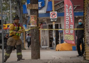 Explosión en alcantarillas provoca movilización en la Zona Centro