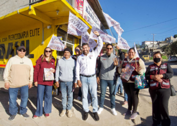 Fortalece Armando Ayala diálogo ciudadano en Lomas del Valle, Tijuana