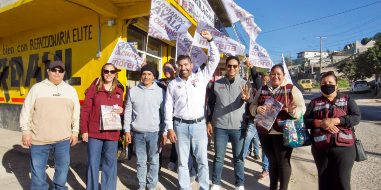Fortalece Armando Ayala diálogo ciudadano en Lomas del Valle, Tijuana