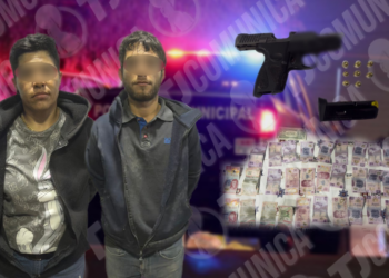 Cae pareja por robo con violencia a tienda Oxxo