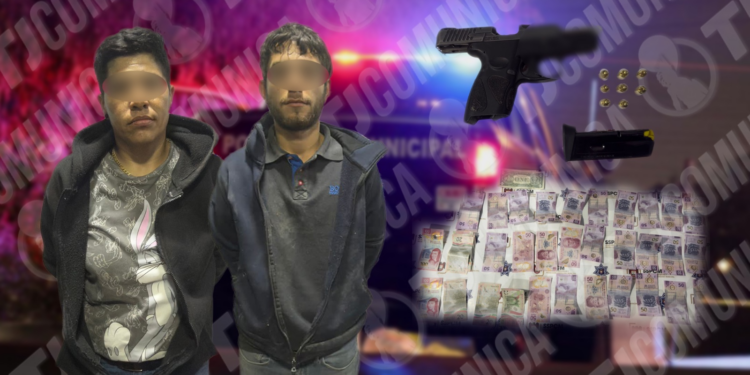 Cae pareja por robo con violencia a tienda Oxxo