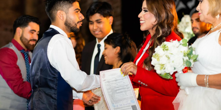 Lanza Gobierno de Ensenada campaña de Matrimonios Colectivos 2026
