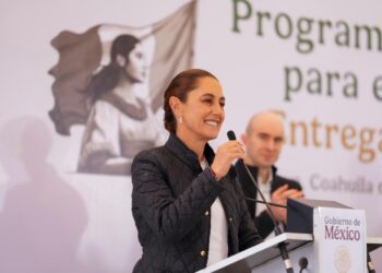 VIVIENDA PARA EL BIENESTAR ES EL PROGRAMA MÁS AMBICIOSO EN LA HISTORIA DE MÉXICO CON 1.8 MILLONES DE VIVIENDAS EN EL SEXENIO: PRESIDENTA CLAUDIA SHEINBAUM HACE ENTREGA EN MONCLOVA, COAHUILA