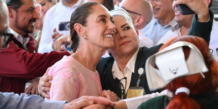 EN CULIACÁN, SINALOA, PRESIDENTA CLAUDIA SHEINBAUM DA BANDERAZO DE SALIDA A LA CONSTRUCCIÓN DEL HOSPITAL REGIONAL DE ESPECIALIDADES DEL IMSS EN BENEFICIO DE 762 MIL 155 DERECHOHABIENTES