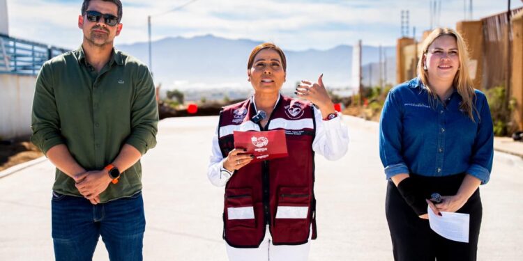 Con obras de pavimentación, Gobierno de Ensenada transforma comunidades del sur de la ciudad