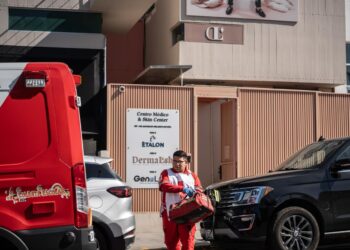 Clausuran clínica estética en Las Palmas