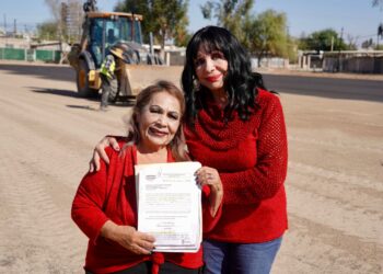 NORMA BUSTAMANTE SUPERVISA OBRA DEPORTIVA EN VALLE DEL ÁLAMO