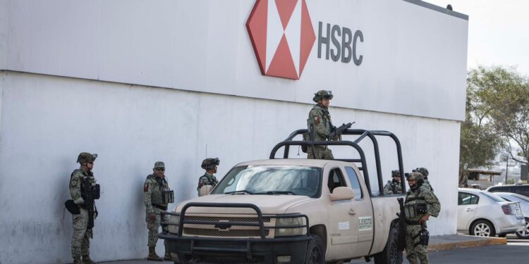 Asaltan sucursal de HSBC en el bulevar Casa Blanca