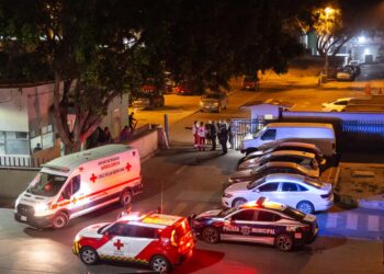 Guardias del Hospital General retienen a paramédicos de la Cruz Roja